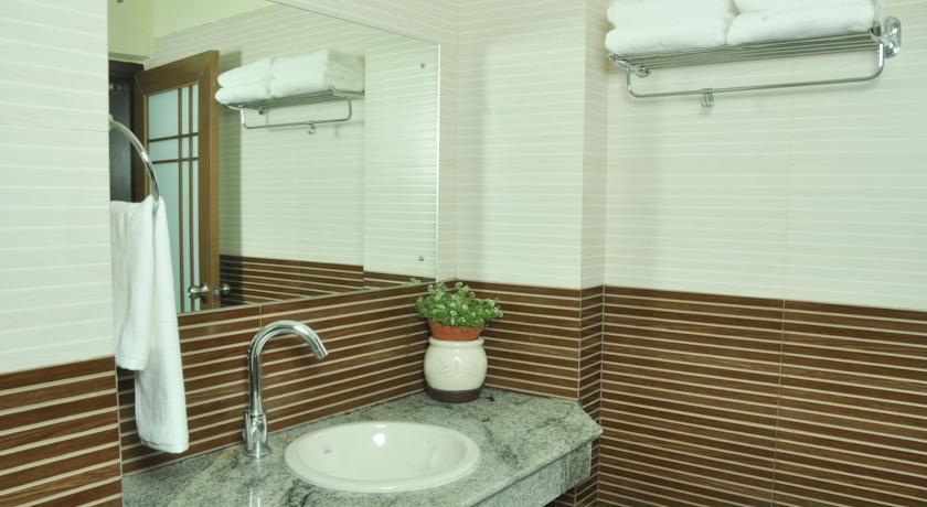 Moments Hotel Колката Екстериор снимка